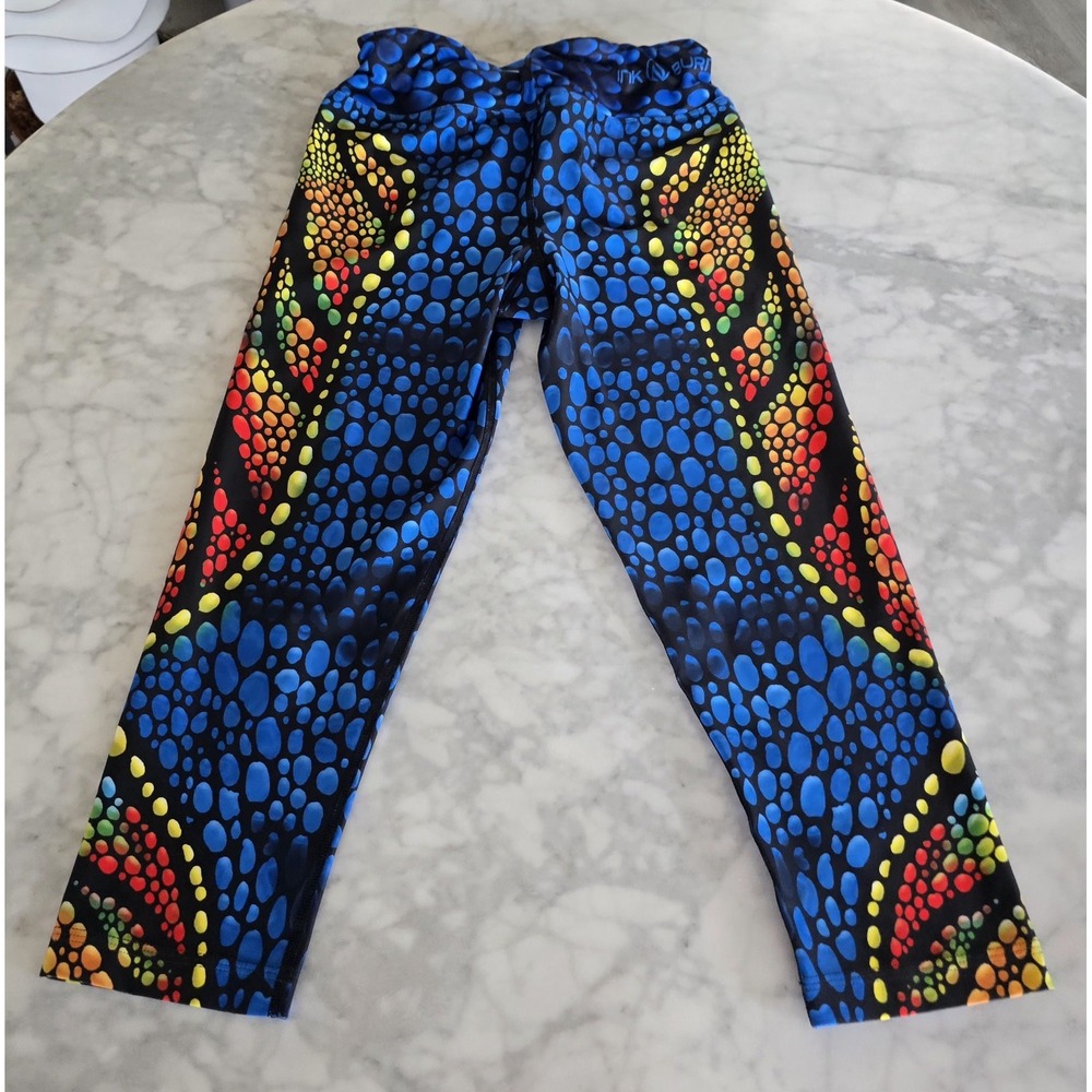 InkNBurn Chameleon Capri Leggings Women's Size 8